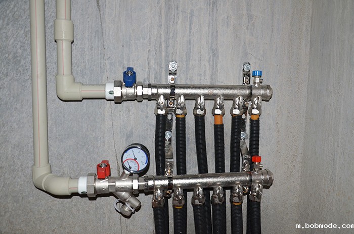 香根四季别墅地源热泵项目地暖安装